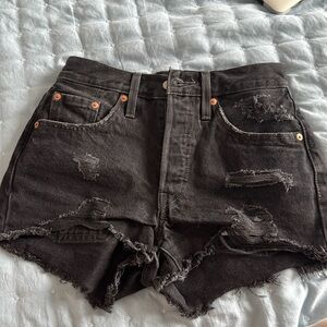 Levi’s shorts brand new size 24